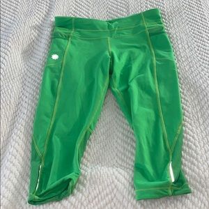 Athleta green short leggings NEVER WORN